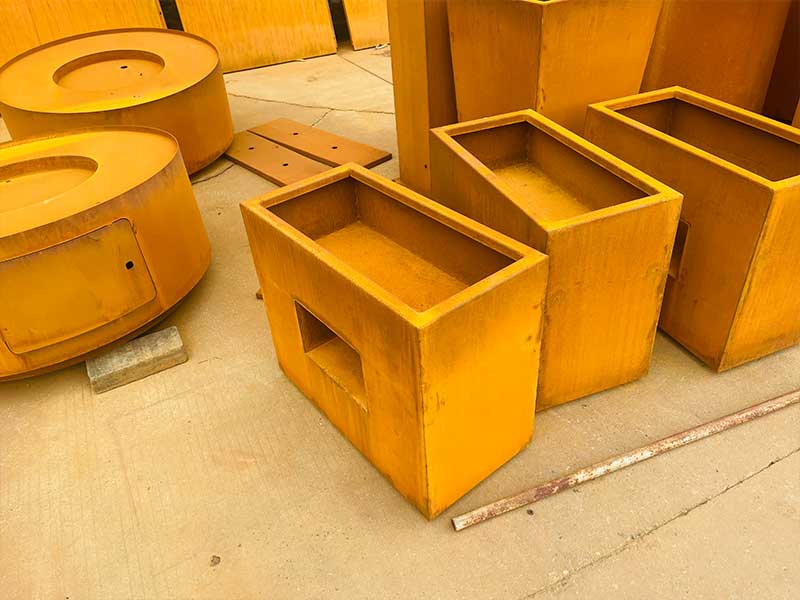 <h3>Corten Steel Planters | Troughs, Cylinders, Cubes, Bespoke </h3>
